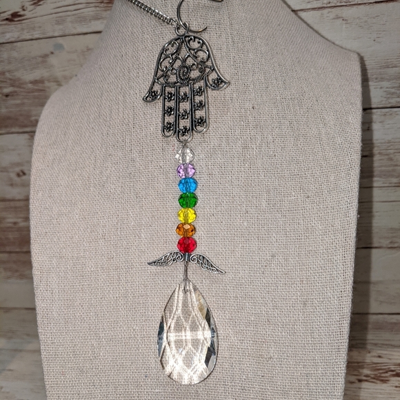 Hamsa, crystal chakra & teardrop prism - Picture 5 of 12